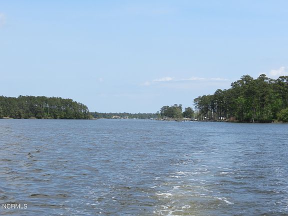 2nd image of 21 Waters Edge Lane W LOT 9