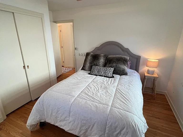 424 Tyler Ave S — Photo 17
