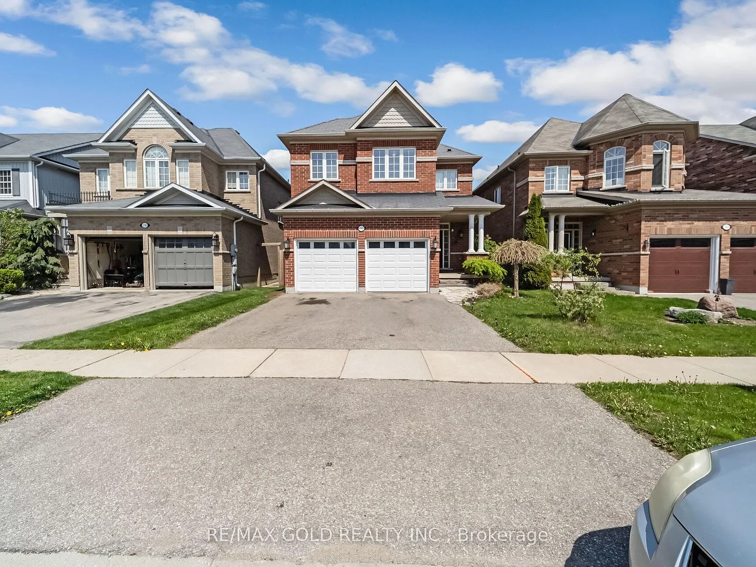 4 bed, $3,600 — Photo 2