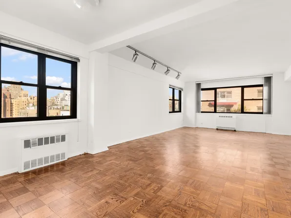 165 East 72nd Street image 6 of 9