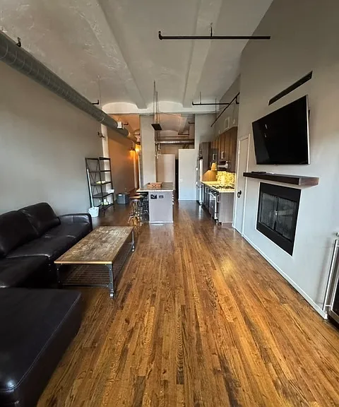 1000 W Washington Blvd #420 — Photo 6