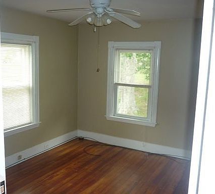 5th image of 165 East St