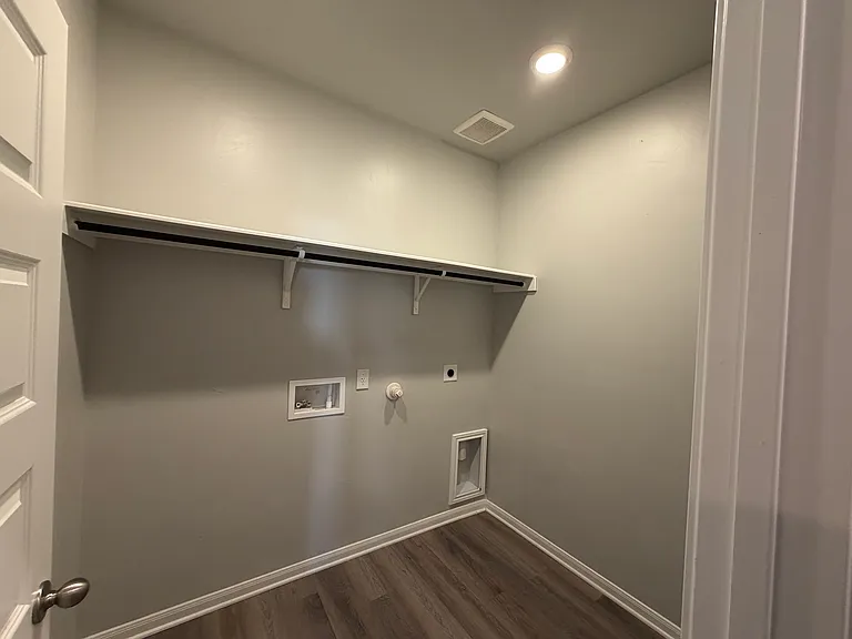 3816 Donald Dr — Photo 14