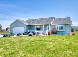 202 Carriage Rd, Hamilton, MT 59840