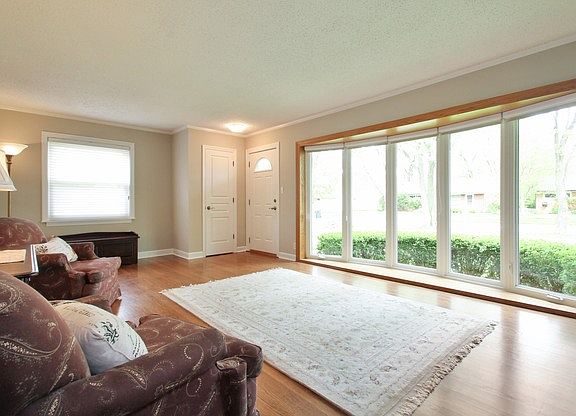 2nd image of 332 Nordica Ave