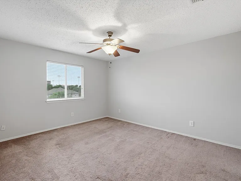 2308 Shadabury Dr — Photo 27