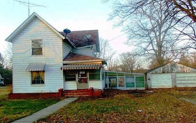 1st image of 814 Church St