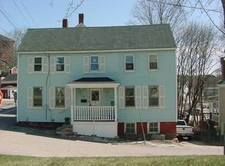 1 Tasker Ln, Newmarket, NH 03857