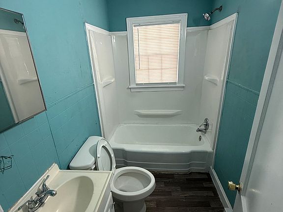 5th image of 314 Mulberry St