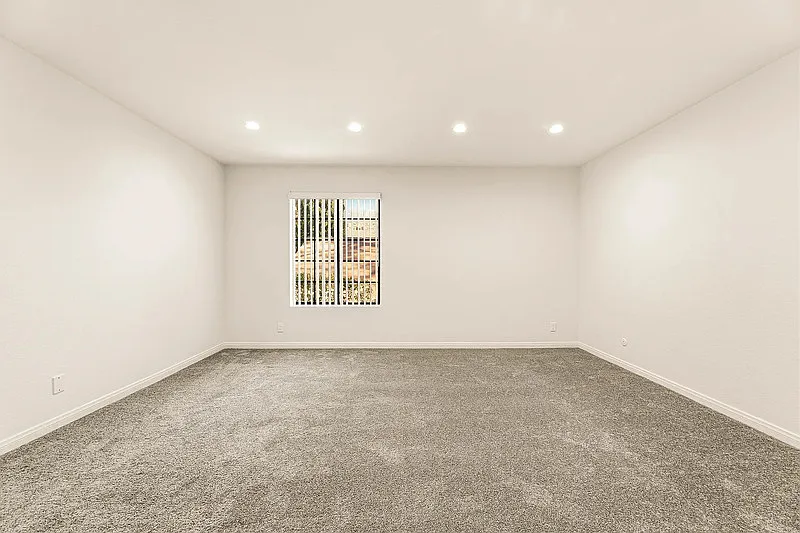 2 bed, 2.0 bath, 1200 sqft, $2,200 — Photo 4