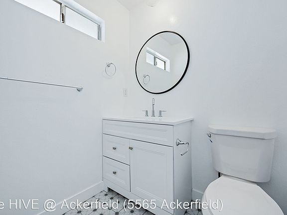 3rd image of 5565 Ackerfield Ave #501