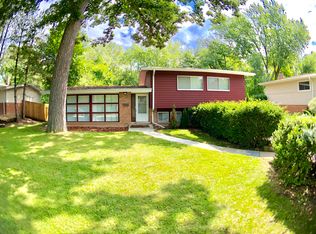 2755 Summit Ave, Highland Park, IL