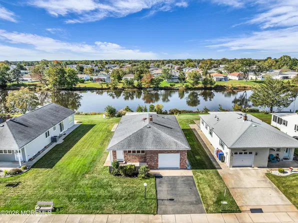753 Jamaica Boulevard, Toms River, NJ 08757