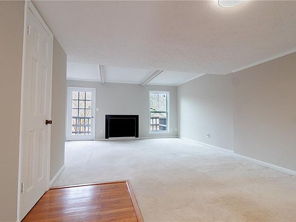 4th image of 6437 Stone Way