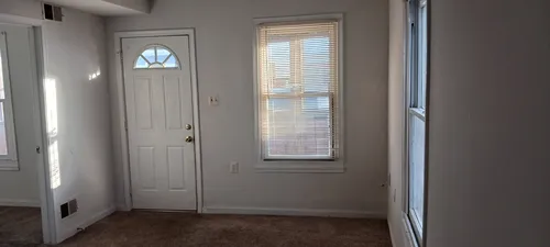 325 4th Ave Photo 1