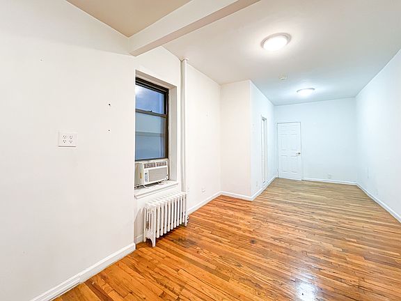 2nd image of 344 E 65th St APT 3D