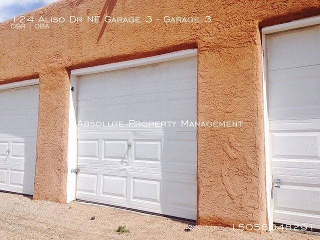 1st image of 124 Aliso Dr #3