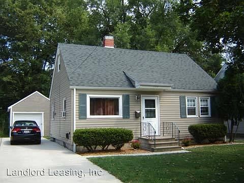 1st image of 170 Caroline St