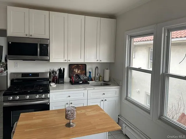 61 Walnut St #UPPER — Photo 4