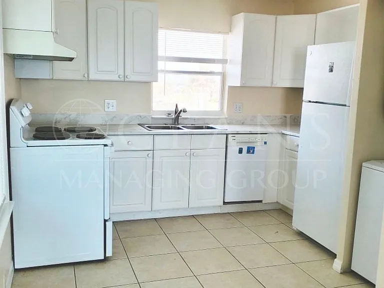 2760 Ocean Shore Blvd — Photo 6