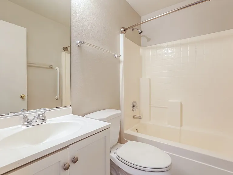 5420 Pepperpike Ave — Photo 15