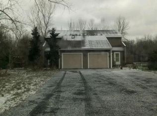 929 Pletcher Rd, Youngstown, NY 14174