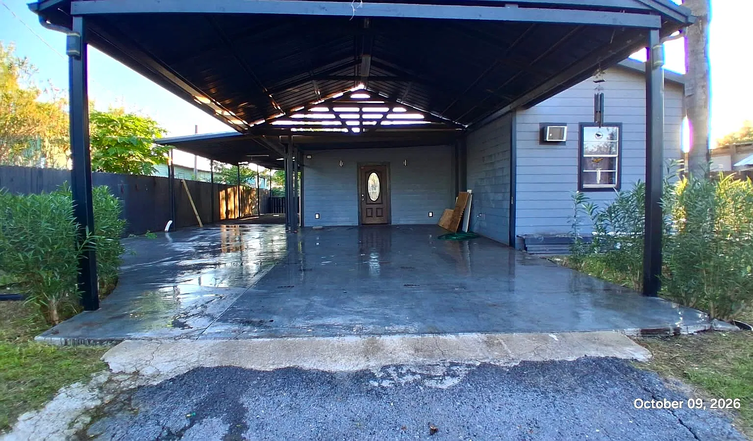 3 bed, 1.5 bath, 580 sqft, $1,200 — Photo 2
