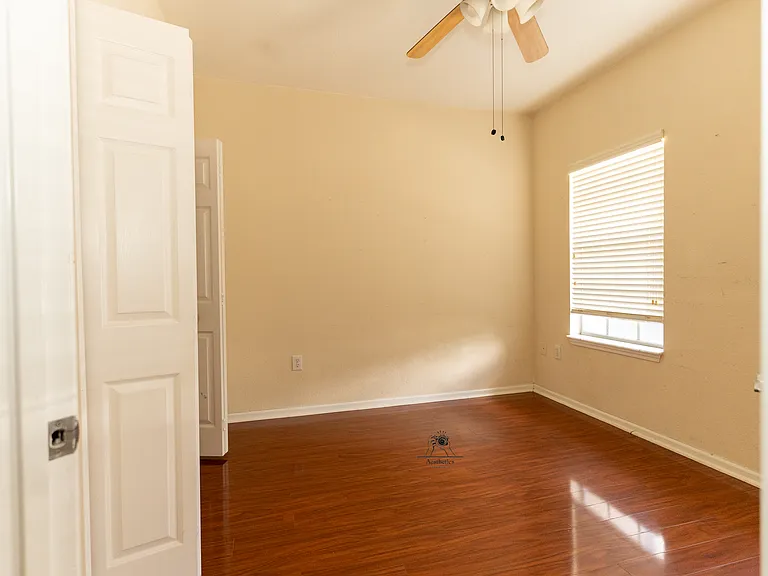 10075 Gate Pkwy N #2202 — Photo 24