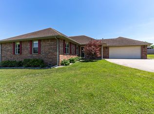 306 Kadee Dr, Crane, MO 65633