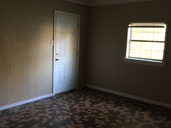 5th image of 4005 Ponderosa Dr