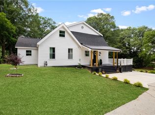 13410 Hopewell Rd, Milton, GA 30004