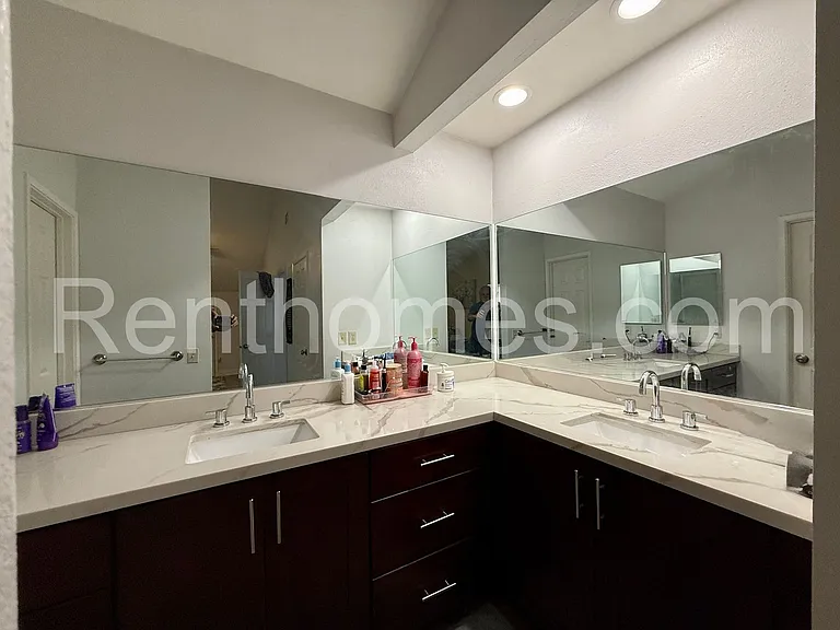17540 Hada Dr — Photo 10