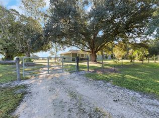 953 Niles St, Labelle, FL 33935