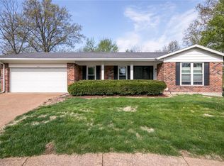 3563 Monsols Dr, Florissant, MO 63034