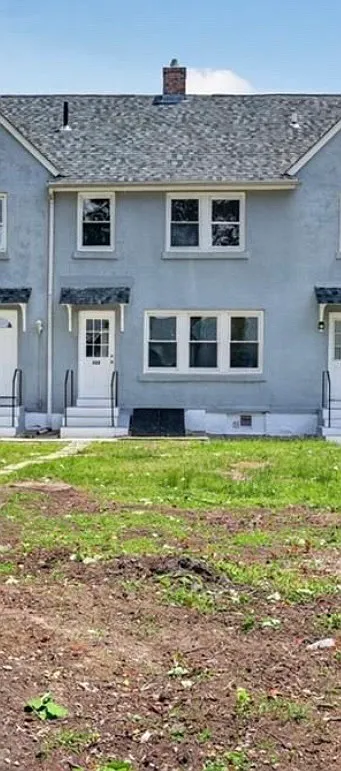 520 Providence St — Photo 3