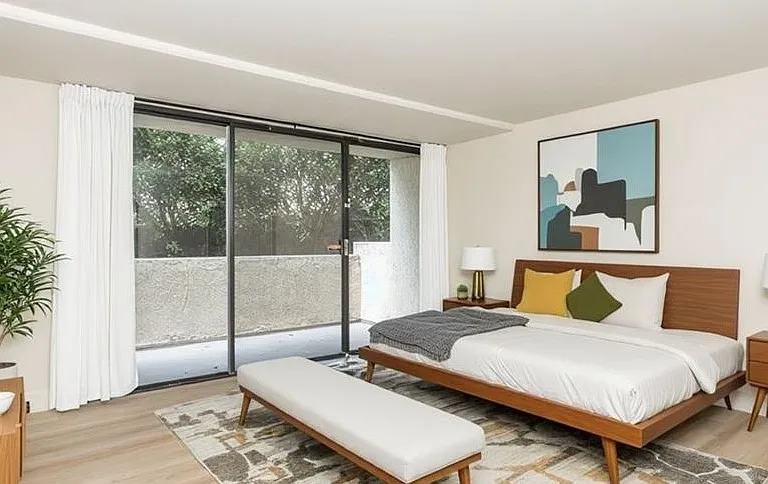 1900 Vine St #214 — Photo 11