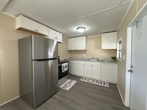 1375 Pasadena Ave S Lot 137, Saint Petersburg, FL 33707