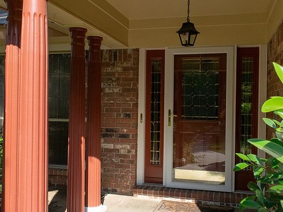 2nd image of 12 Cambridge Dr