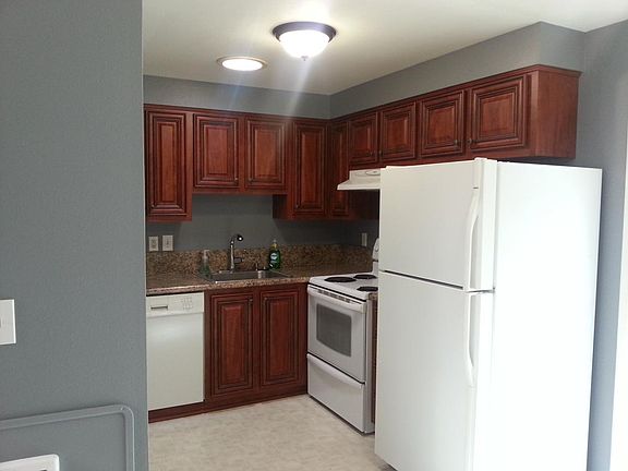 Updated kitchen - fridge incl