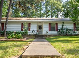 834 Venus Ave, Pineville, LA 71360