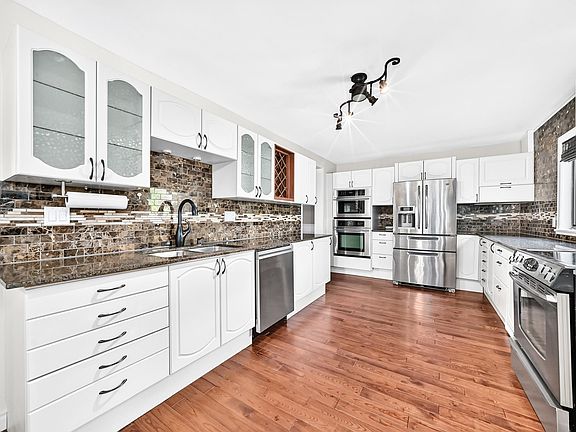 5th image of 9703 160th St NW