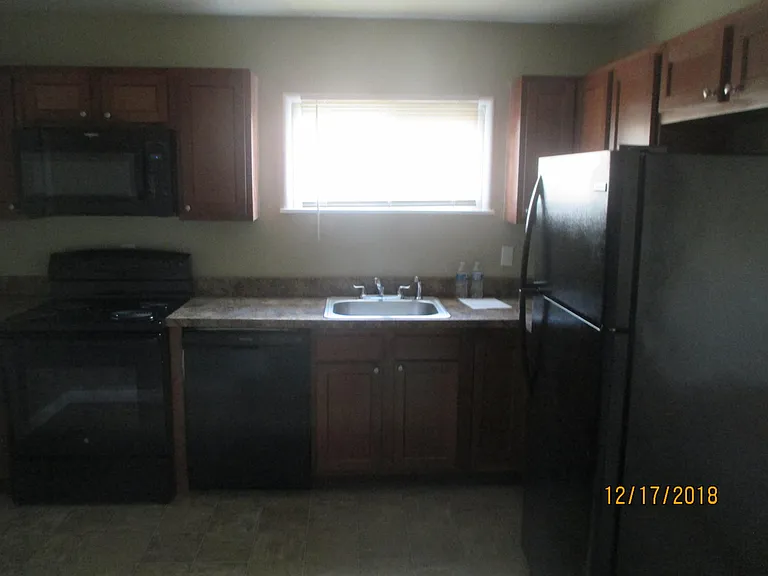 4051 Elbern Ave — Photo 5