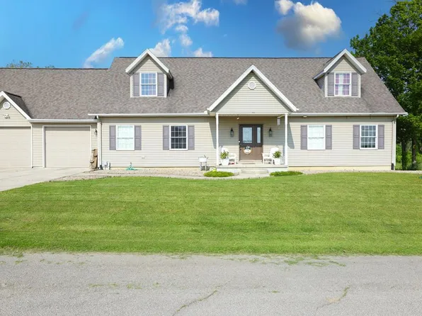 724 Poe Rd, Bucyrus, OH 44820