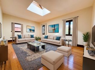 3171 30th St, Astoria, NY 11106