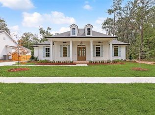 208 Menetre Dr, Covington, LA 70433