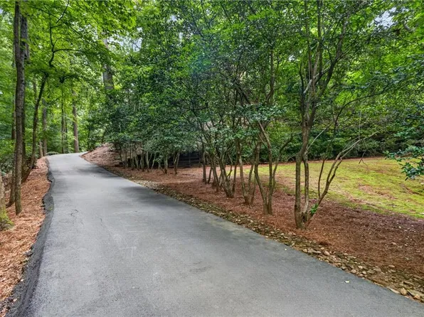 3640 Cloudland Dr NW, Atlanta, GA 30327