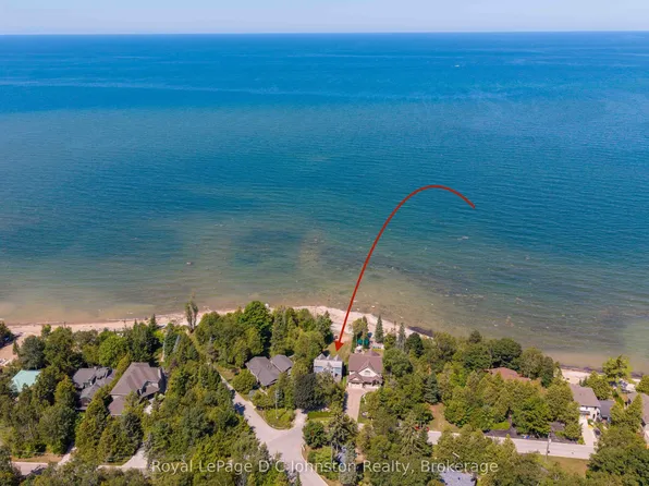 254 Blanchfield Rd, Saugeen Shores, ON N0H 2L0