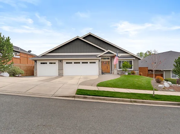 2033 SW Mercury Ln, Grants Pass, OR 97526
