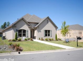 71 Wildwood Place Cir, Little Rock, AR 72223
