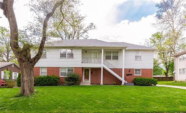 1st image of 8434 Travis Ln